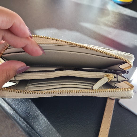 Michael Kors monogrammed wristlet - Picture 8 of 10